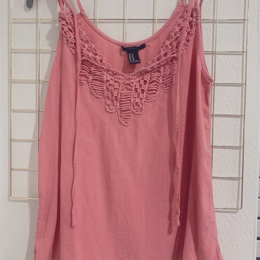 Forever21 Cute Pink Strappy Tank Top Embroidered V-neck Neckline Ribbon Ties (M)